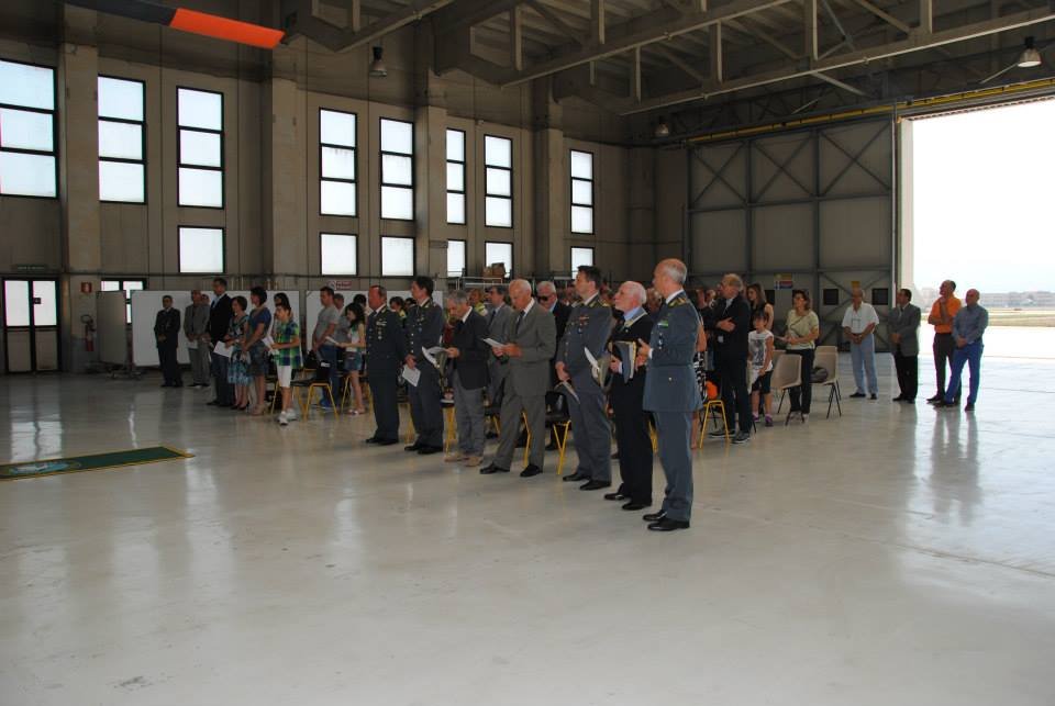 binhangar11.jpg